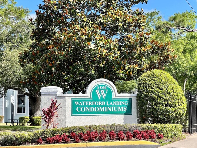 Foto del edificio - 2550 N Alafaya Trail