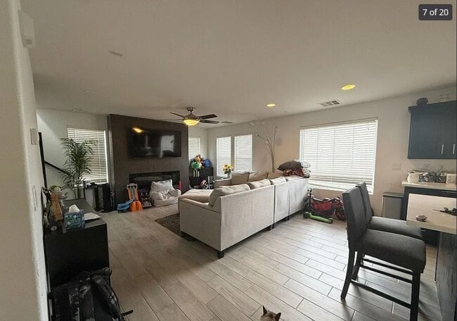 Building Photo - 1255 Little Boy Blue Ave