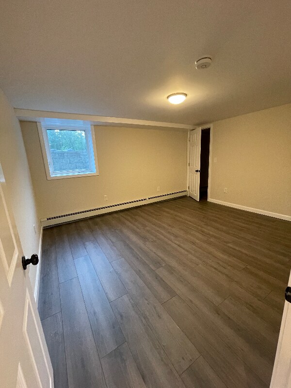 Building Photo - 15 Twist Hill Rd