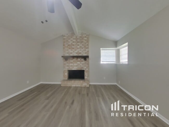 Building Photo - 23238 Briarcreek Blvd