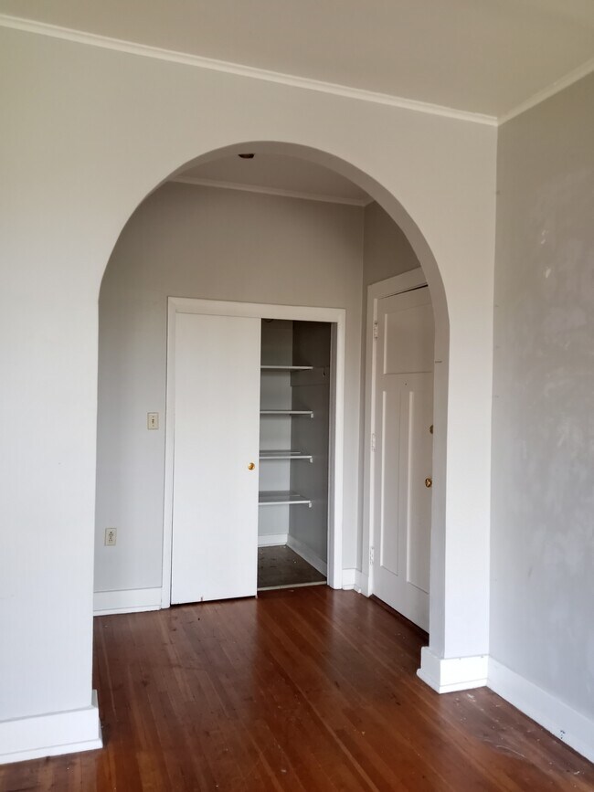 Building Photo - 4538 Saint Ann St