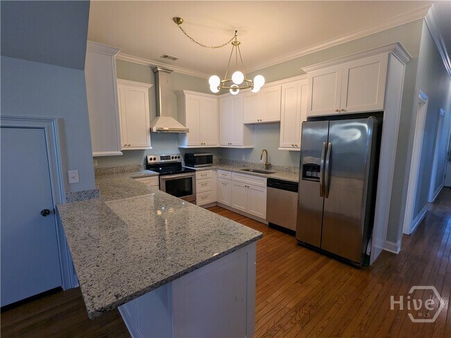 Foto del edificio - 305 E Duffy St