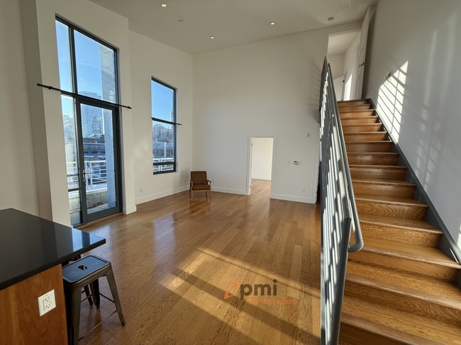 Photo - Ultimate City Retreat, Top Floor Two Story 3bd /2ba Penthouse
