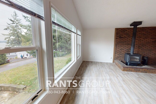 Foto del edificio - 2 br, 2 bath House - 10020 Mariner Dr NW