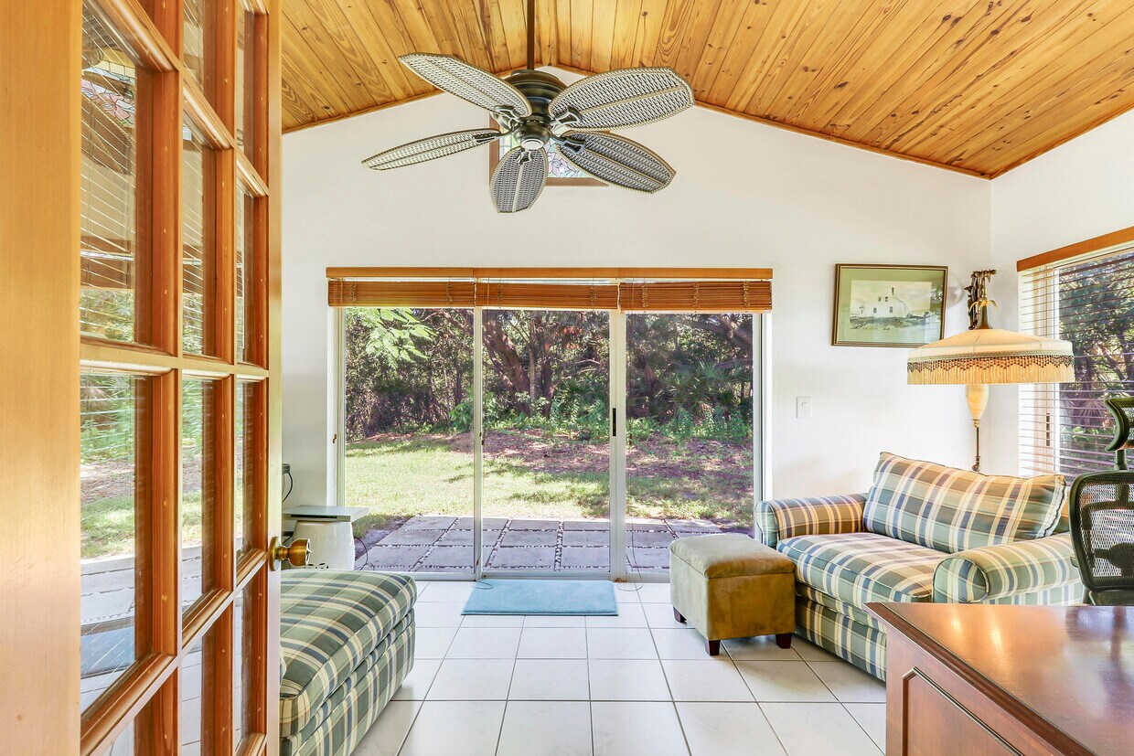Foto principal - 1329 Chippewa St