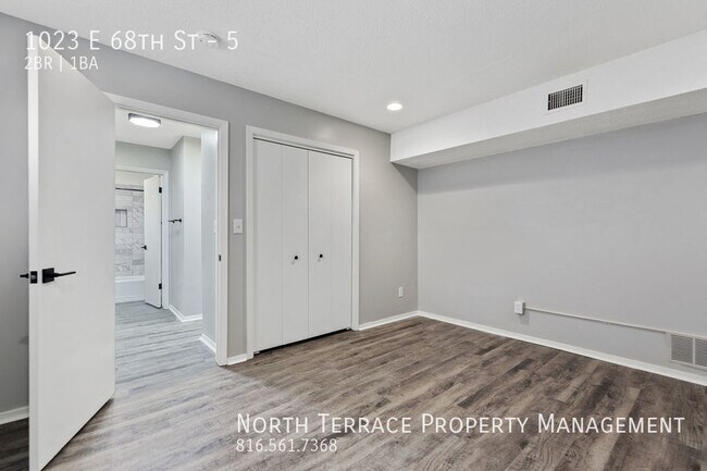 Building Photo - Renovated 2BR with Modern Updates in Brook...