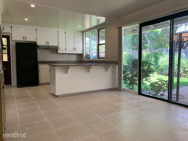 Foto del edificio - 3 br, 2 bath House - 2457 Hart Ave