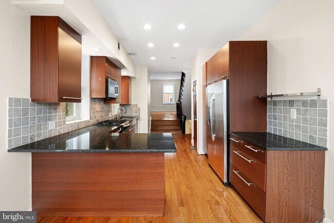 Foto del edificio - 841 N 26th St