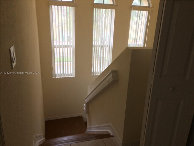 Building Photo - 11723 SW 137th Path