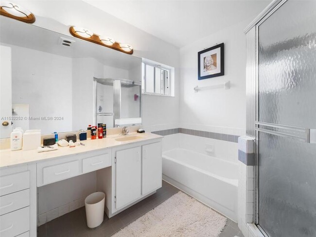 Foto del edificio - 3 bedroom in Dania FL 33004