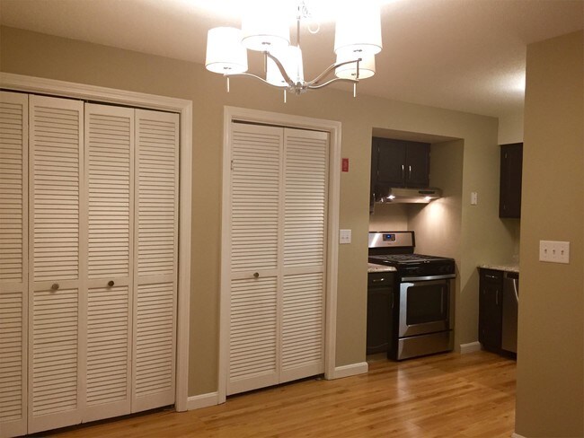 Foto del edificio - 2200 White Cedar Blvd