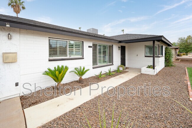 Foto del edificio - 1731 W Highland Ave