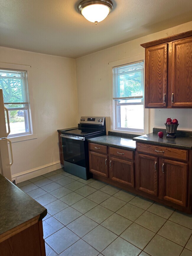 Cocina - 701 Clara Ave