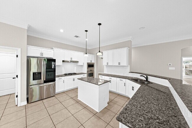 Foto del edificio - Corner Homesite. Gated Community. 4 Bedroo...
