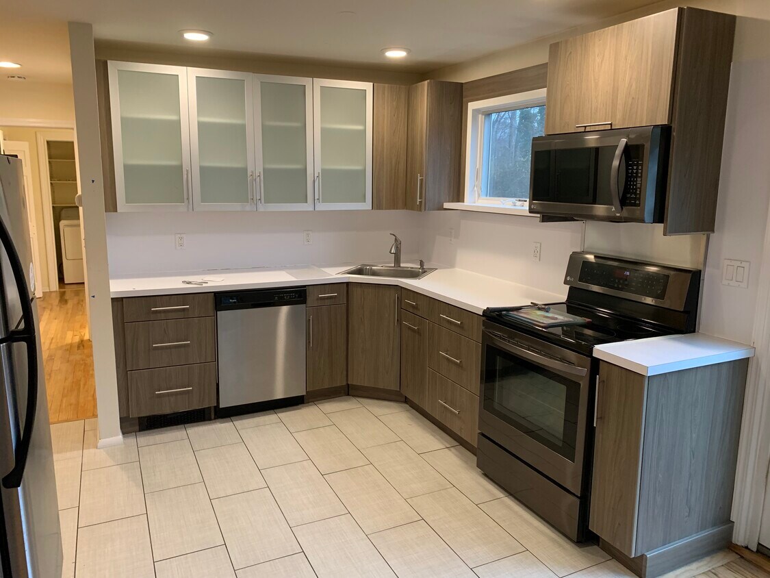 Foto principal - 580 Soundview Ave W