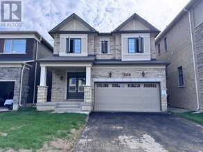 Building Photo - 1508 Rothbury Cres