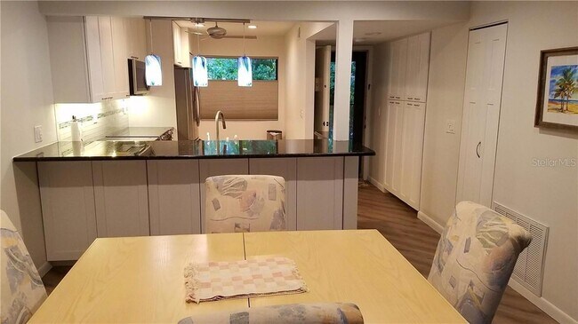Foto del edificio - 1508 Pelican Cove Rd