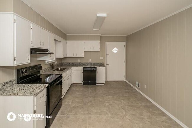 Building Photo - 5712 Oakhill Dr, Pinson, AL 35126