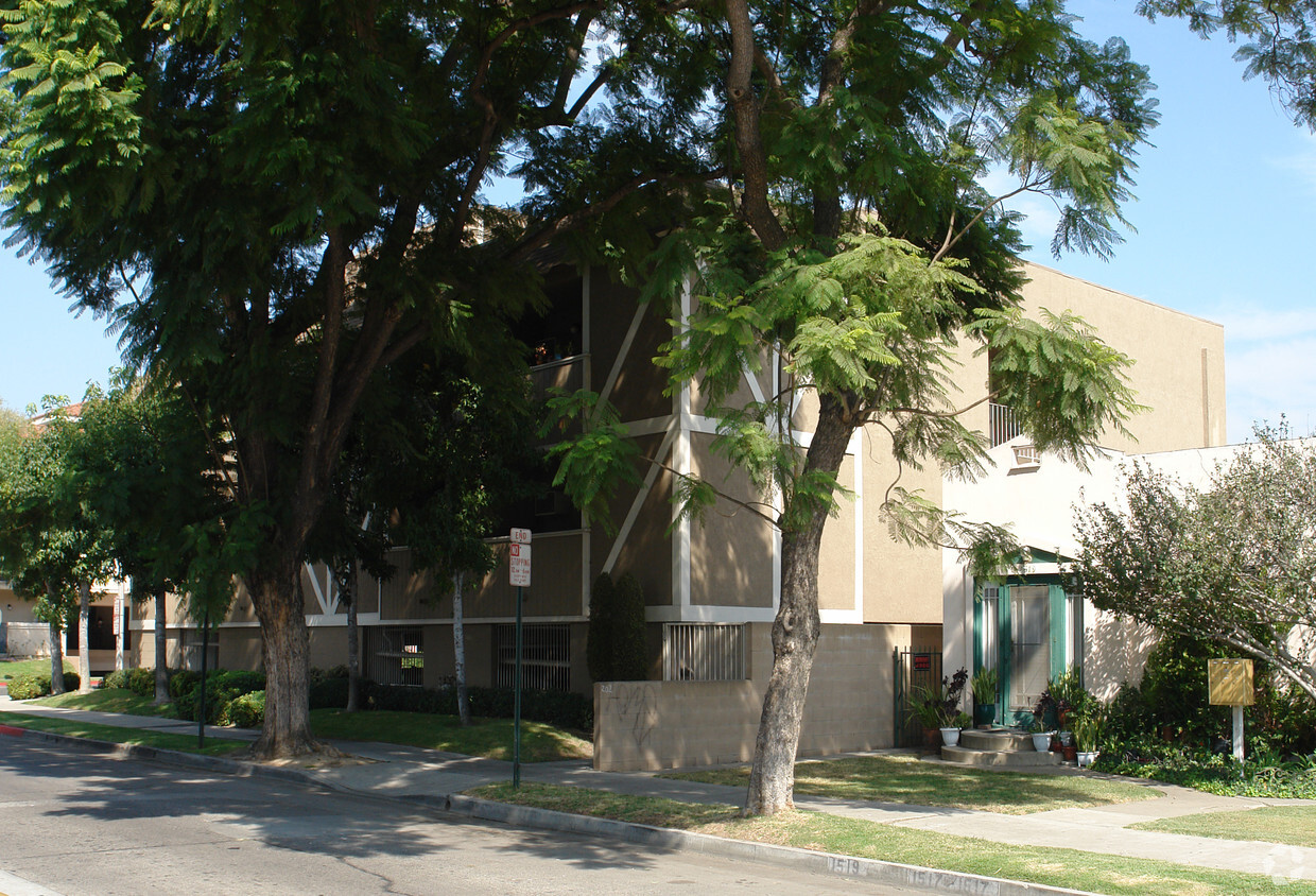 Building Photo - St. Helena Apartments