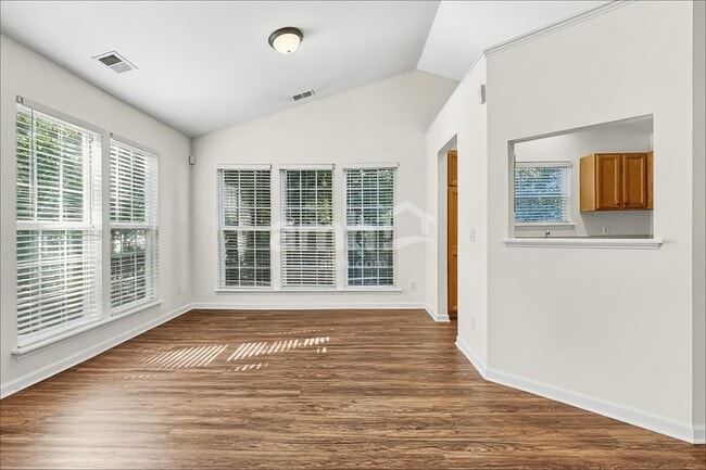 Building Photo - 7940 Ebony Rd