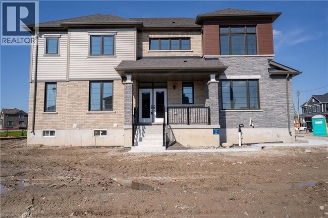 Building Photo - 10 Cooper Crescent