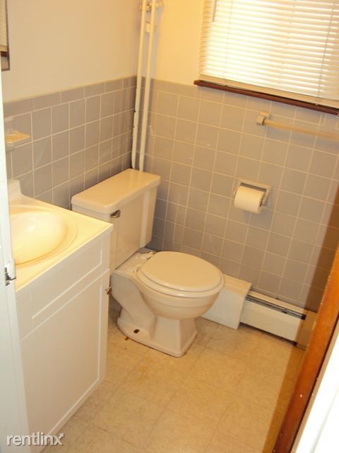 Foto del edificio - 2 br, 1 bath Apartment - 224 Harry L Dr TLC
