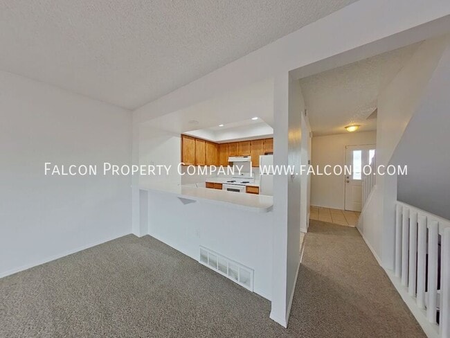 Building Photo - 1217 Firefly Cir