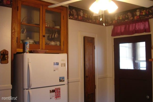Building Photo - 2 br, 1 bath Apartment - 5957 Coronado Ave