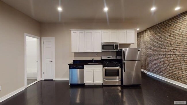 Building Photo - 3 bedroom in New York NY 10026