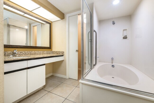 Building Photo - The Haven at Westgate Vacation Villas