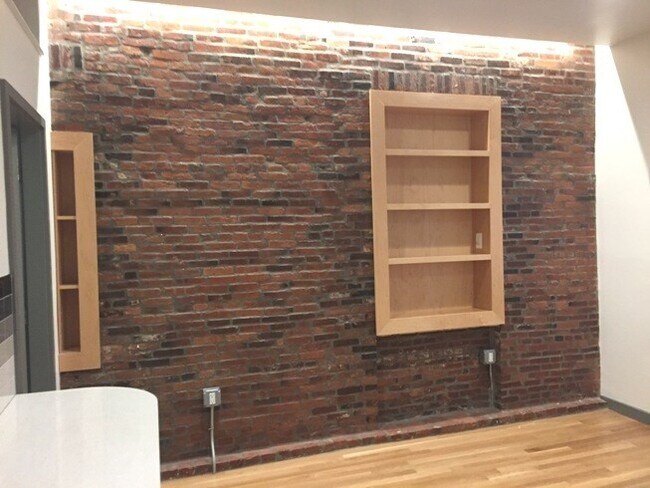 Foto del edificio - 139 Bowdoin St