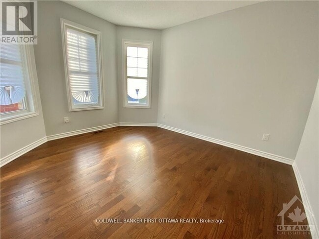 Building Photo - 924 Whimbrel Way