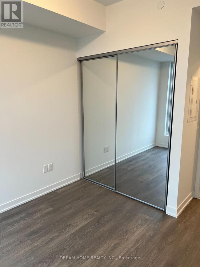 Building Photo - 474 Caldari Rd