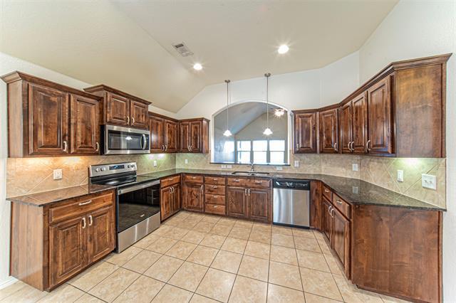Building Photo - 8036 Branch Hollow Trail