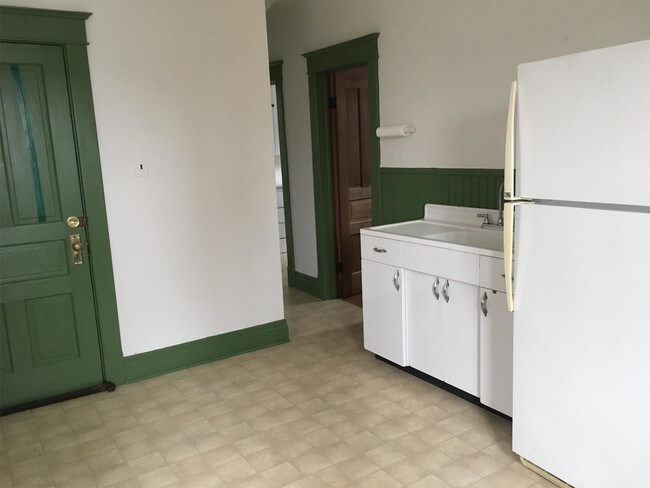 Foto del edificio - 72 Rejtan St