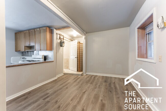 Building Photo - 2071 N Leavitt St