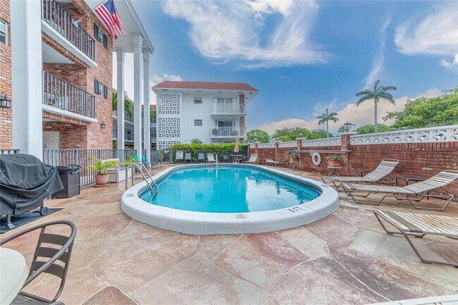 Foto del edificio - 2424 NE 9th St