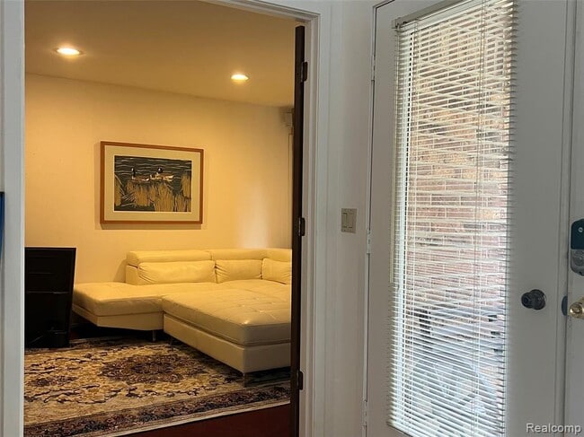 Foto del edificio - 6358 Timberwood S