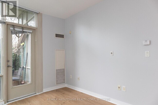 Photo du bâtiment - 35 Mariner Terrace