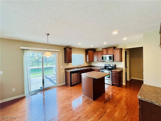 Building Photo - 4112 Keswick Dr