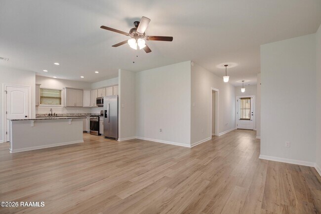 Foto del edificio - 306 Tall Meadows Ln