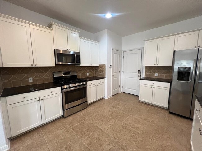 Building Photo - 1508 Daylily Loop