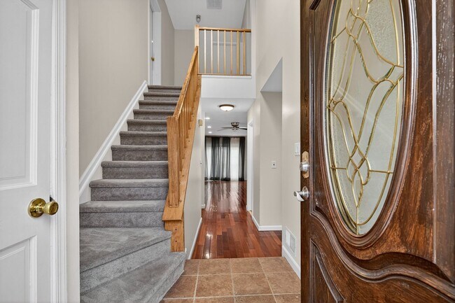 Foto del edificio - 34 Jeffrey Cir