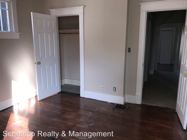 Building Photo - 4 br, 2 bath House - 4108 W. Market St
