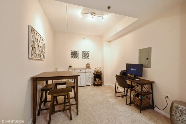 Foto del edificio - 440 W Mahogany Ct