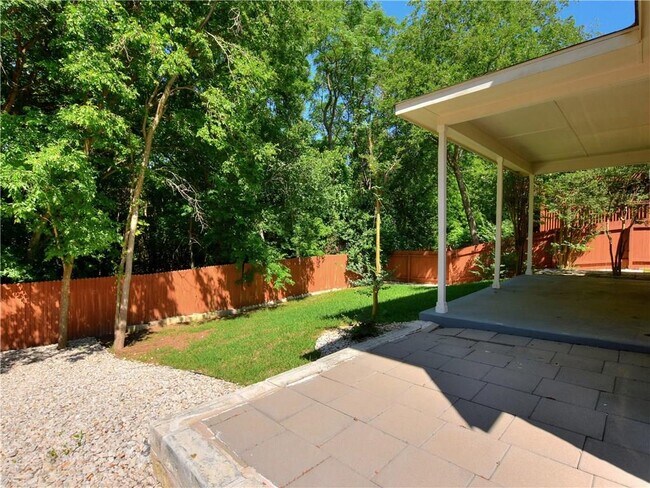 Foto del edificio - 1817 Chasewood Dr