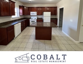 Building Photo - 1210 Bertrand St