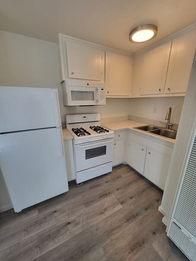 Foto del edificio - MIN0612>**