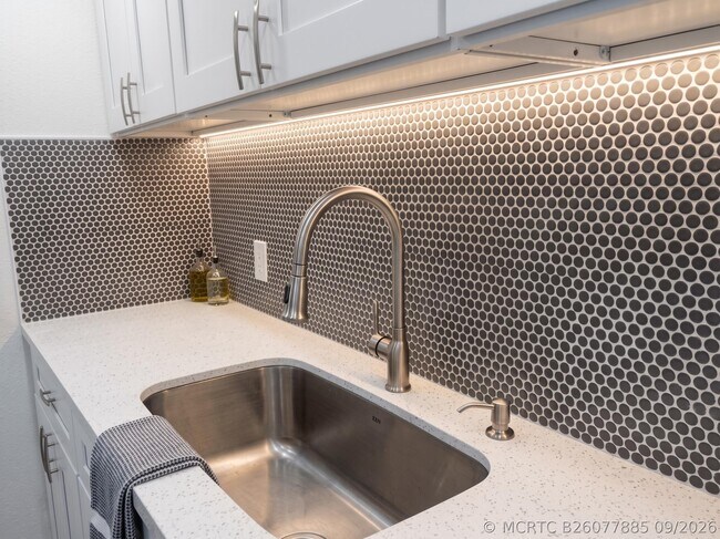 Foto del edificio - 13455 SW 9th Ct