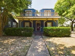 Building Photo - 705 E 32nd St